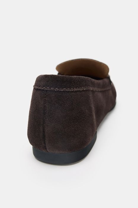 Замшеві лофери Zara