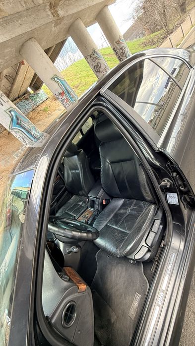 Продам BMW e39 2.5