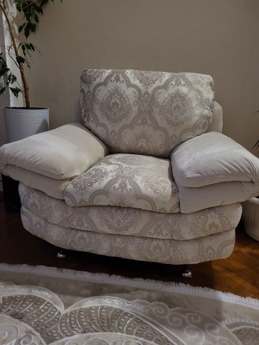 Перетяжка мебели