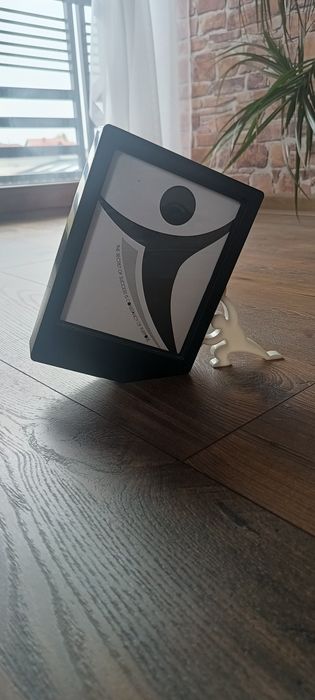 Asymetryczna ramka na zdjęcia