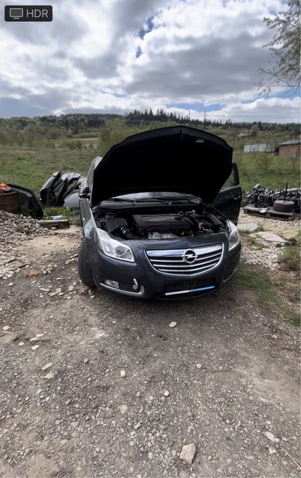 На запчастини  Opel insignia A 2010р