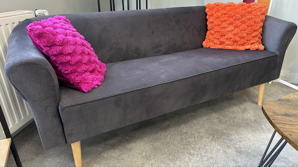 Sofa w stanie idealnym, szara
