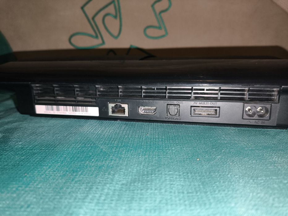 PlayStation 3 Super Slim 600gb