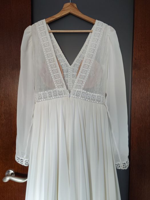 Suknia ślubna Boho z długim rękawem