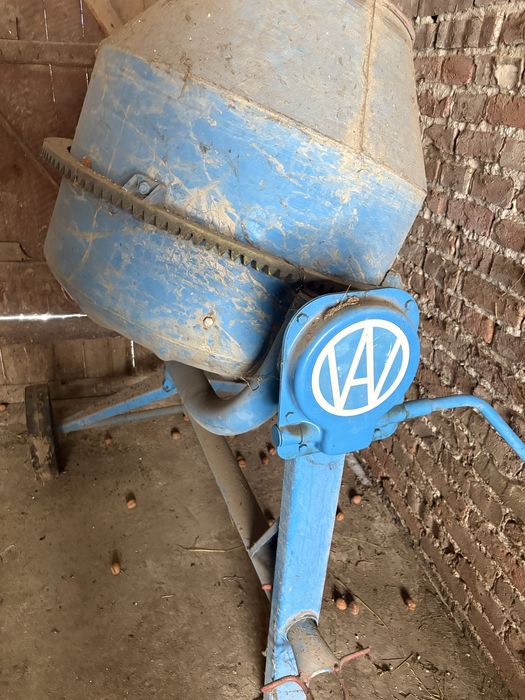 Betoniarka Agro-wikt 320L największa 200L roboczej pojemnosci