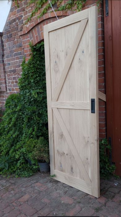 Drzwi dębowe, przesuwne