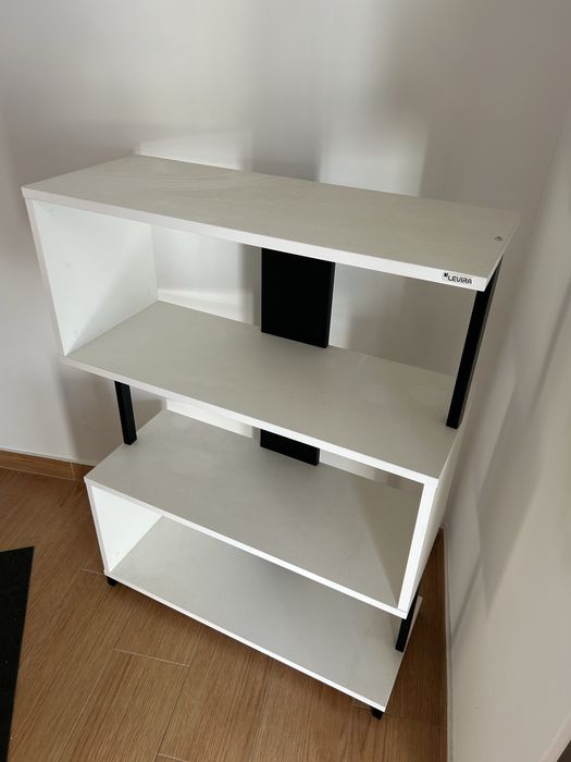 Móvel para entrada / estante branca
