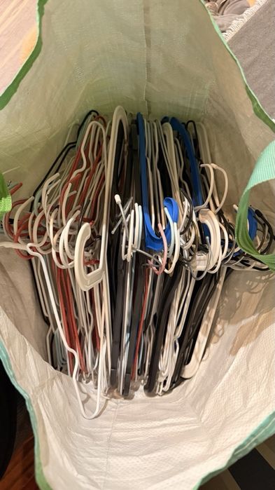 Тремпеля , плечики идеальное состояние