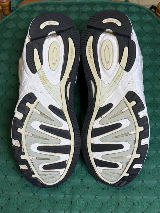 Оригінальні кросівки “Adidas Response CL”