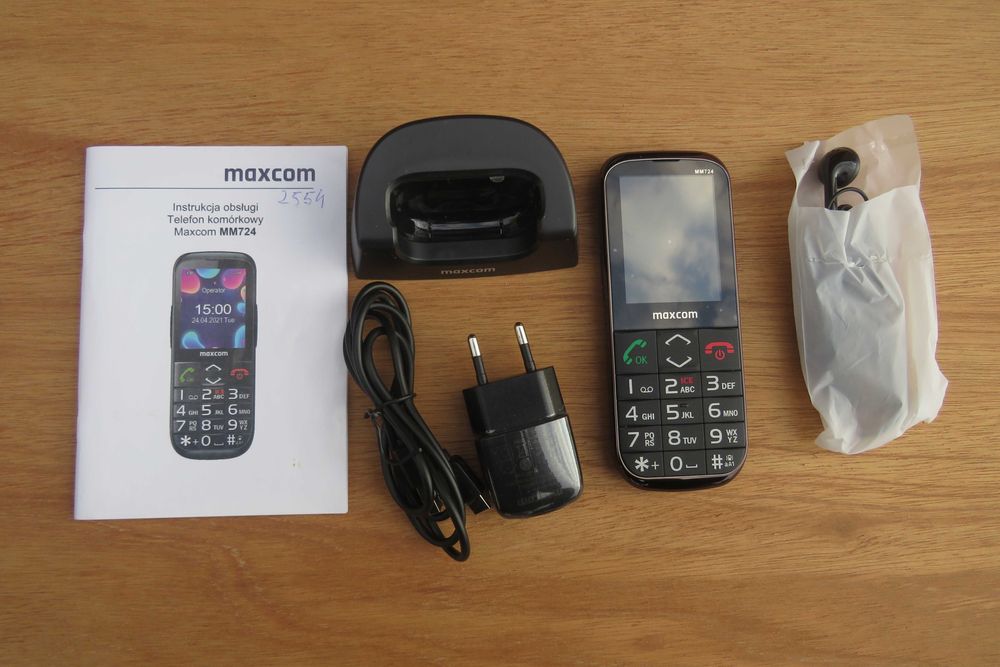 Telefon komórkowy MAXCOM MM724 mało używany