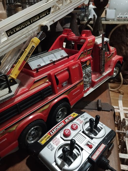 Brinquedo camião dos bombeiros