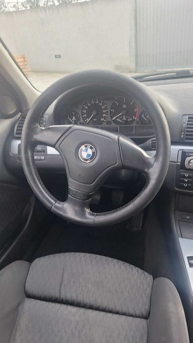 BMW 320 Diesel bom estado
