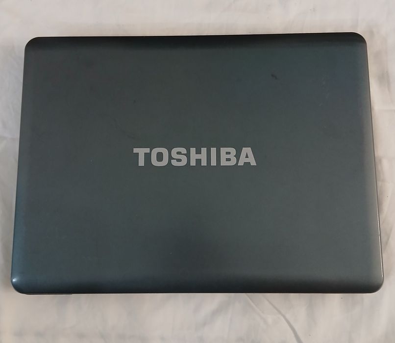 Portatil Toshiba  para Arranjo ou para tirar peças modelo nas fotos