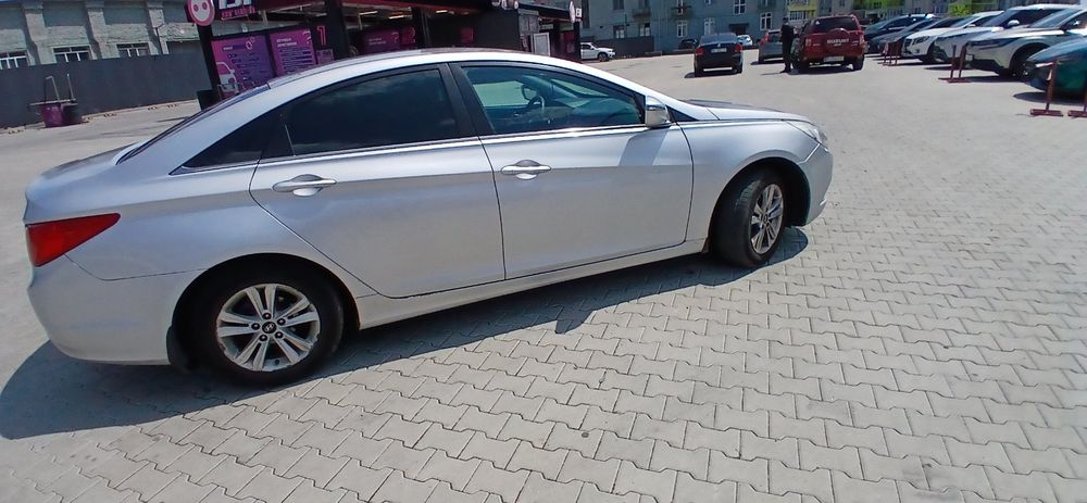 Здам в оренду комфортне авто для своїх потреб також в таксі.