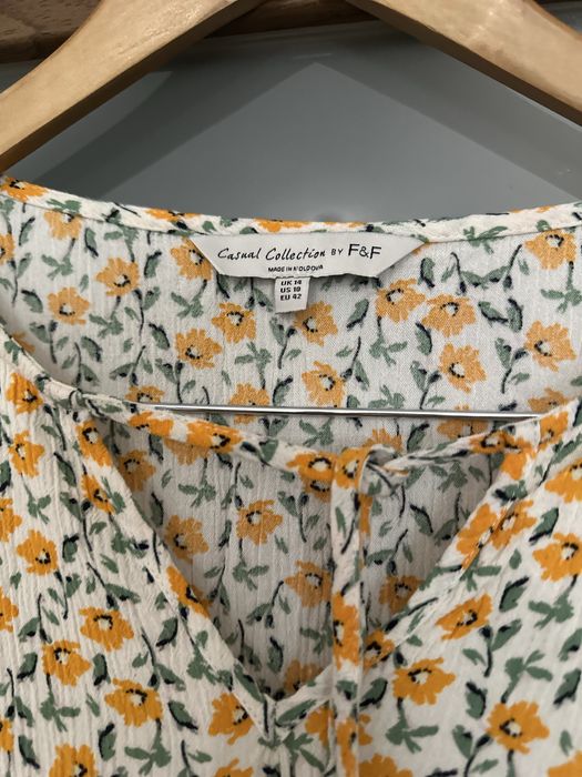 Дуже гарна весняна сукня, розмір m, l