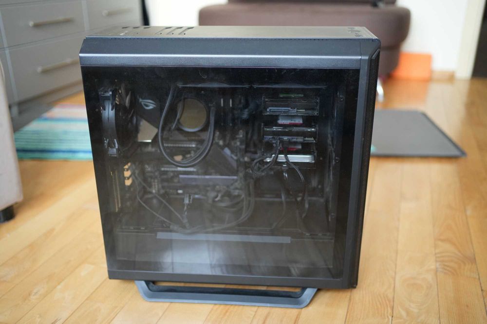 Комп'ютер Intel i9 9900k, водянка, DD4 64Gb, Корпус і БЖ Be Quiet 750W