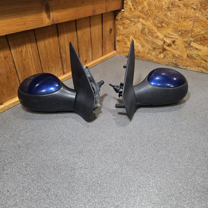 Дзеркала заднього виду Peugeot 206  механічне регулювання  E11015690