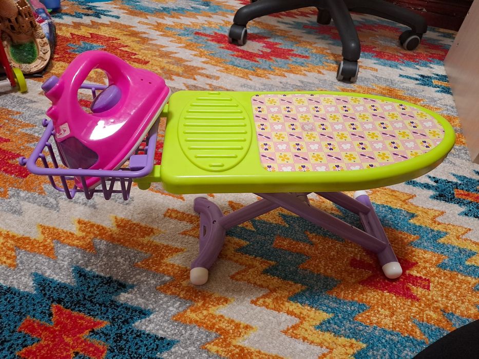 Набор для дівчинки лікар та гдадилка утюг