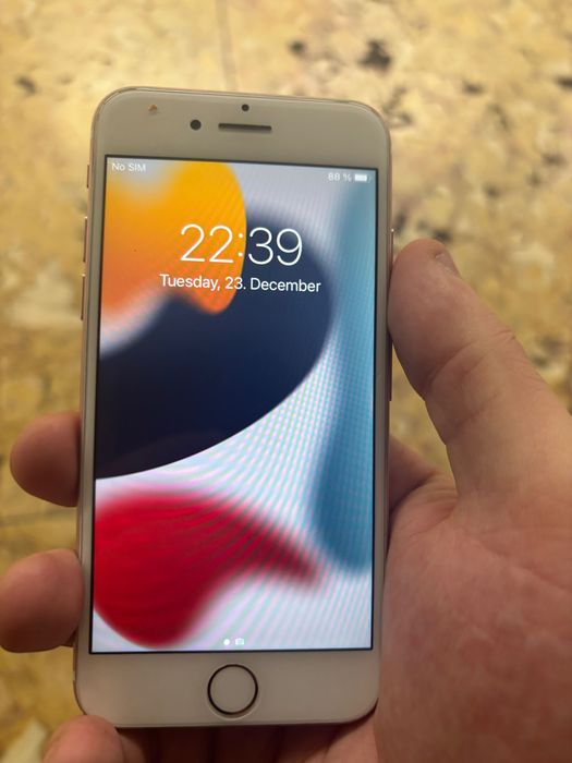 iPhone 7 – 128GB – Fully Working – Good Condition