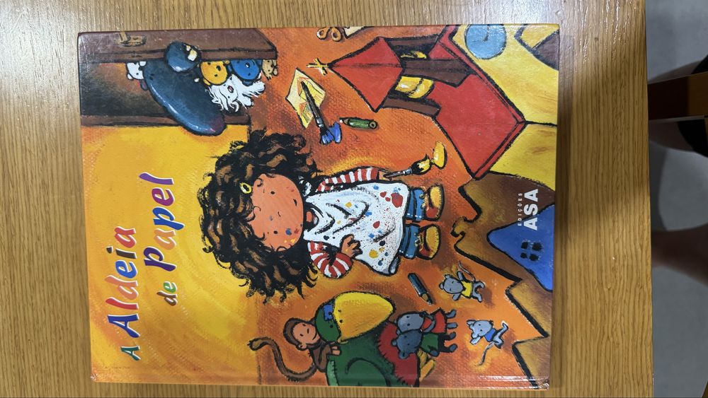 Livros infantis usados