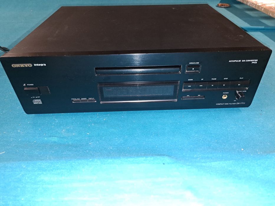 Onkyo cd dx-7711 sprawne