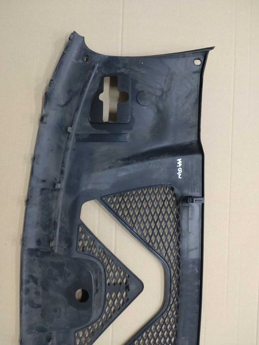 osłona maskownica pasa przedniego porsche macan 95b805806