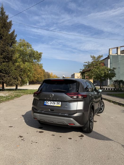 Nissan Rogue SV 2021