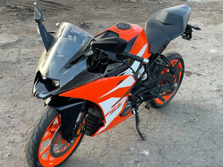 Продам мотоцикл Ktm RC 125к..