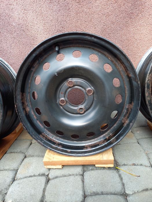 Диски 4*100, R15, Nissan (1)