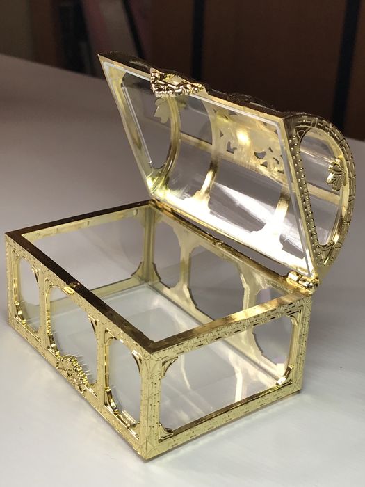 Шкатулка прозора для прикрас