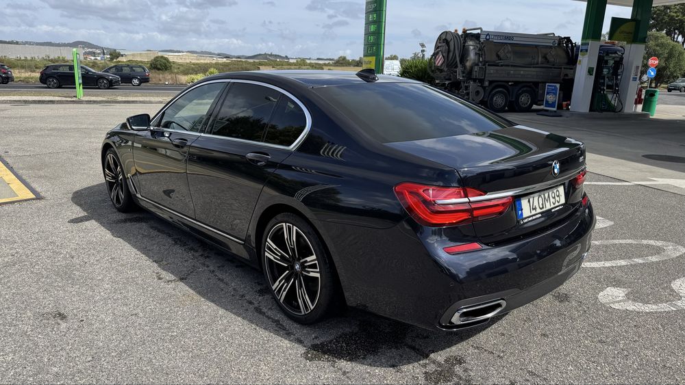 BMW 730d 265cv pack M sempre assistido na marca — photo 4