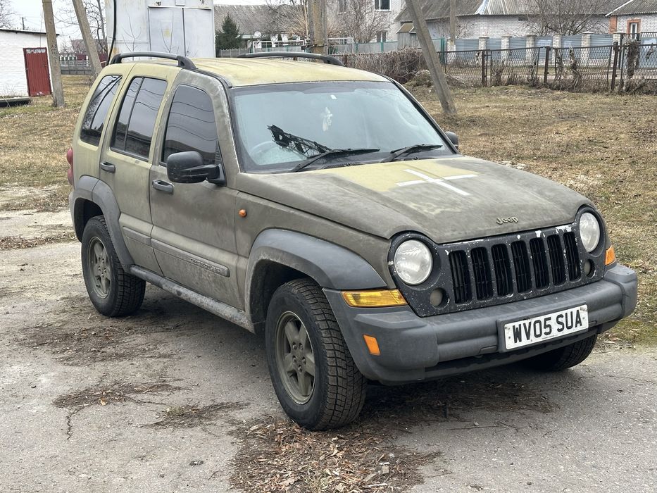 Продам JEEP CHEROKEE Sport 2.8 4x4