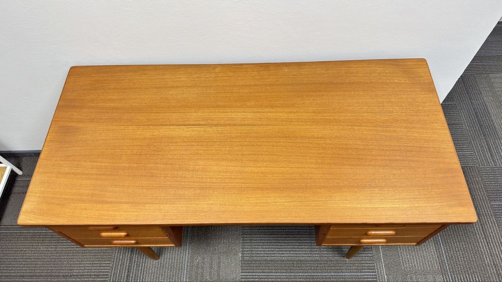 Biurko skandynawskie po renowacji - jak NOWE