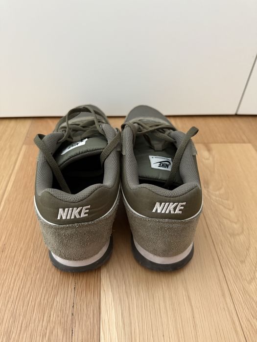 Ténis Nike MD Runner 2 - Tamanho 44