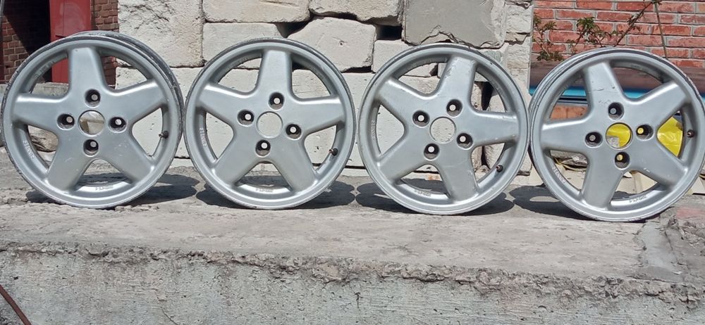 Продам титаны р13