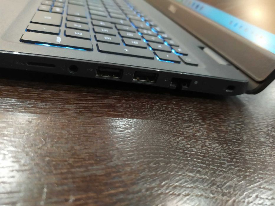 Dell Latitude 3510 i5-10210U , 8Gb ,256Gb ,15,6" FullHD , Win 11 Pro