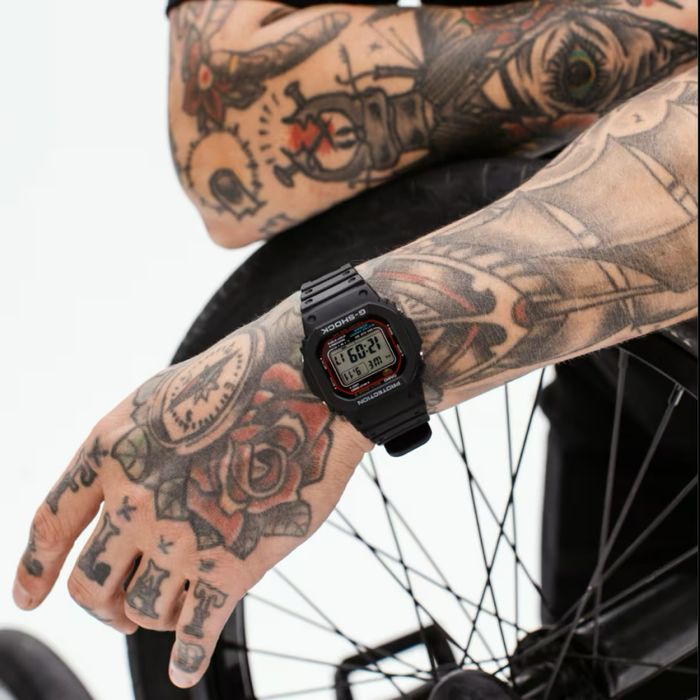 Casio G-Shock GW-M5610U-1 NEW ORIGINAL | Tough Solar | Multiband 6