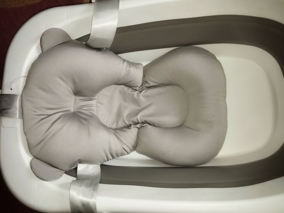 Дитяча складна ванночка з анатомічною подушкою