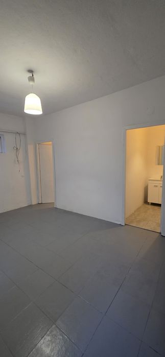 Anexo T1 para arrendamento 820 euros, água incluído na renda