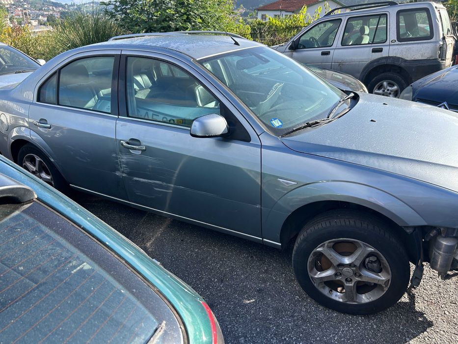 Ford Mondeo 2.o TDCI Só Para Peças