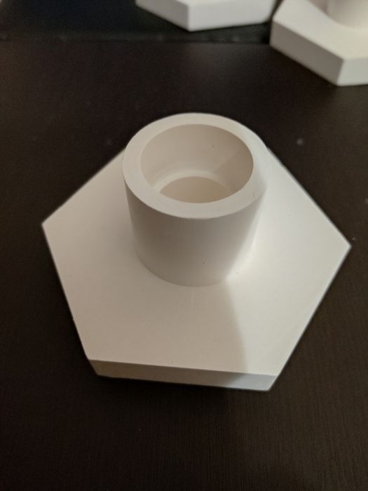 Подсвечник из гипса.