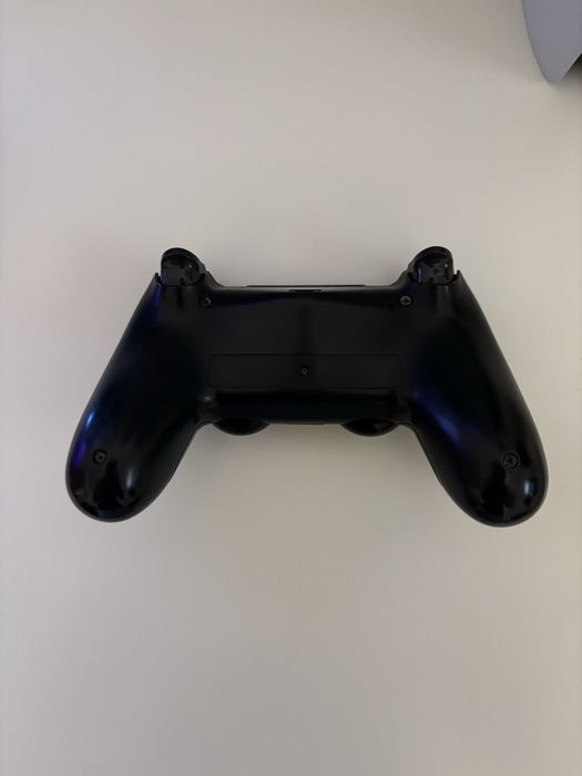 Comando PS4 (Como Novo)