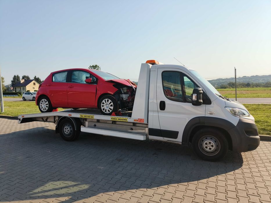 Pomoc Drogowa 24/7 Transport Lawetą