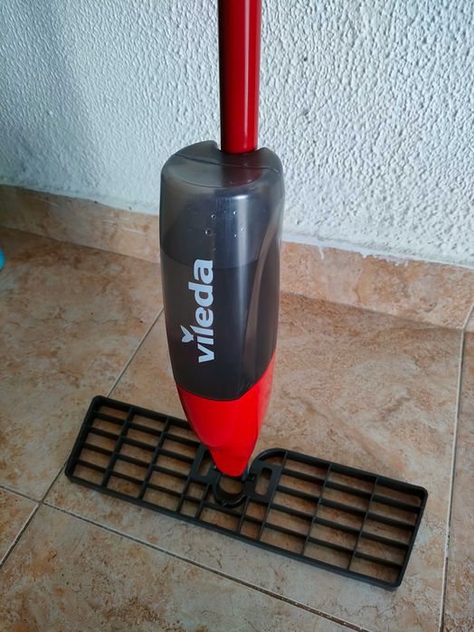 Vassoura Vileda como nova.64750885685634123