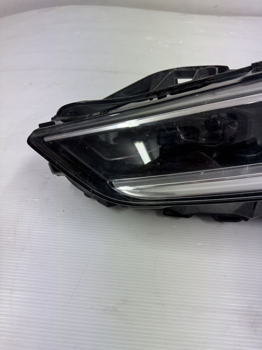 Opel Insignia B Lift lampa lewa Lux europa