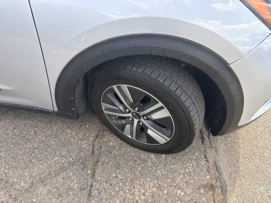 Kia Niro hybrid      2019