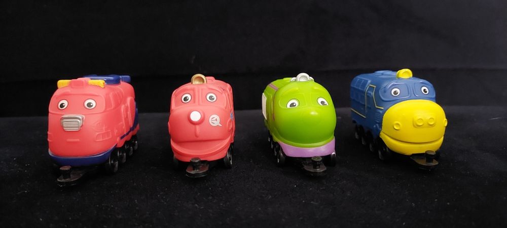 Іграшка паравозики chuggington