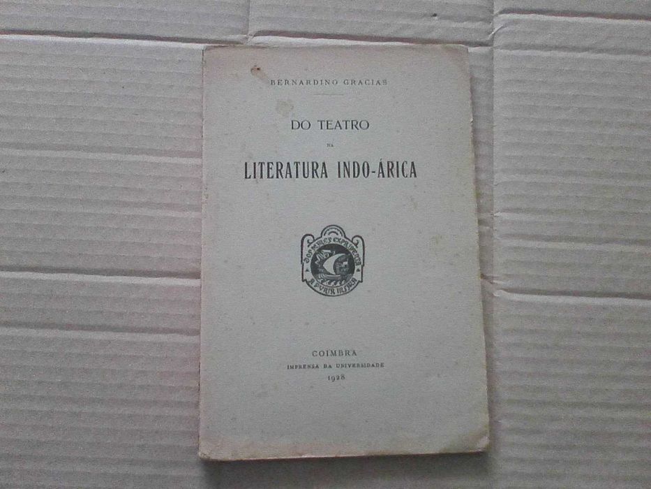 Do teatro na literatura indo-árica
