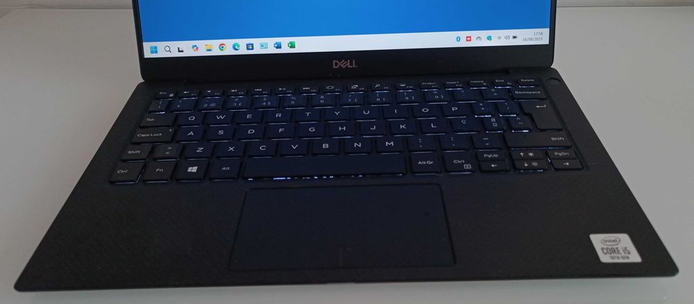Dell XPS 13 7390 - Ecrã 13.3' FHD/Core i5/SSD NVME/8GB RAM