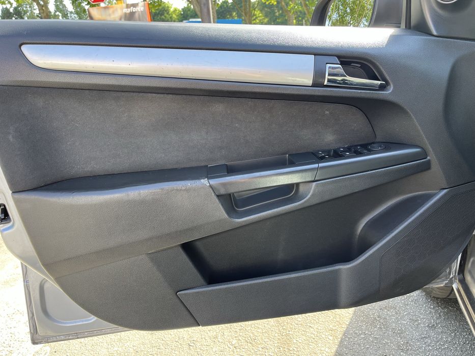 Vendo ou troco por carro de maior gama con avaria